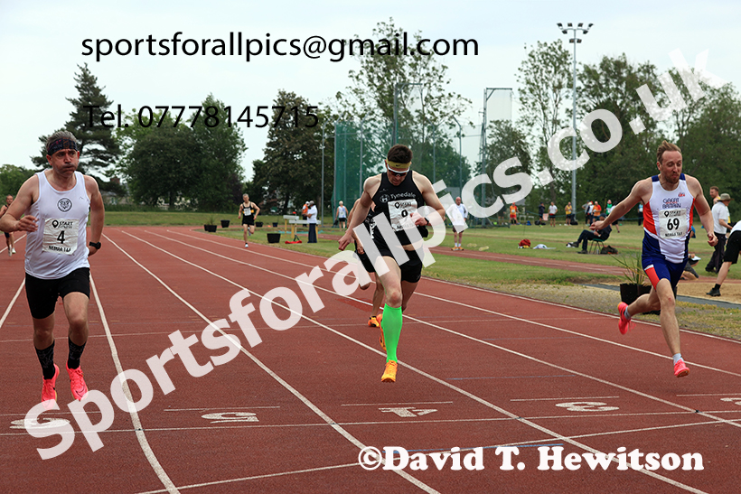 200 metres, 2025 NEMAA Track and Field, Monkton. Photo: David T. Hewitson/Sports for All Pics